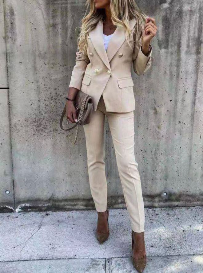 Rita | Chic Outfit