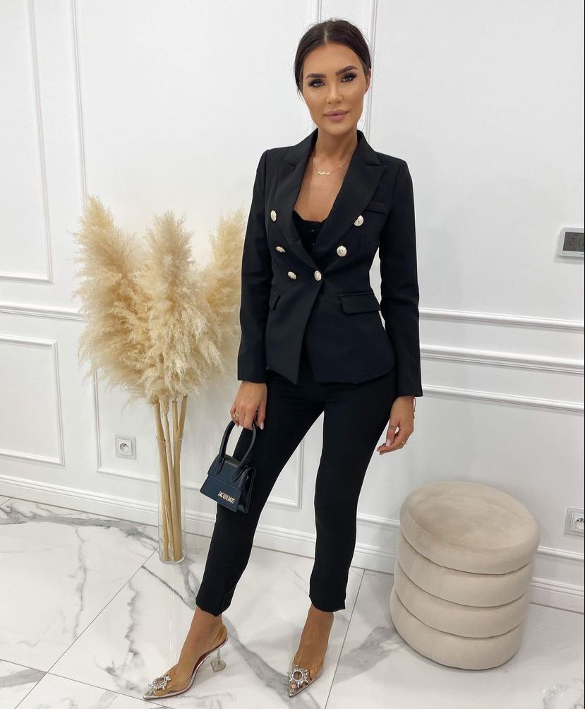 Rita | Chic Outfit