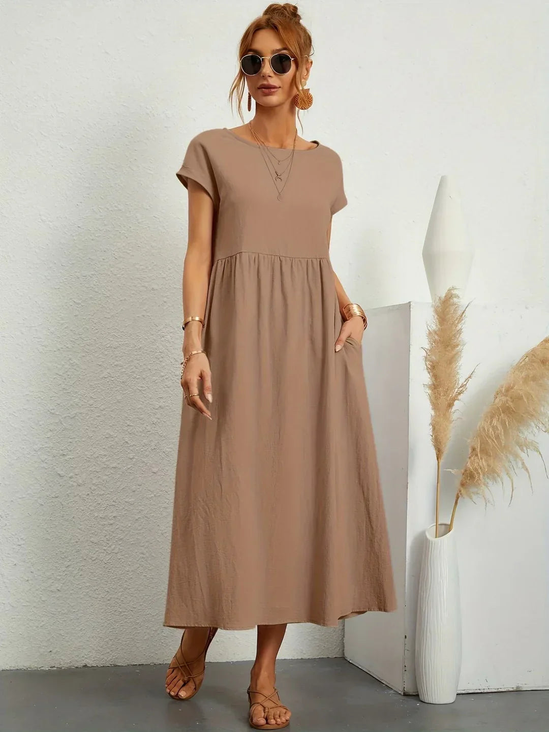 Greta | Classic Dress
