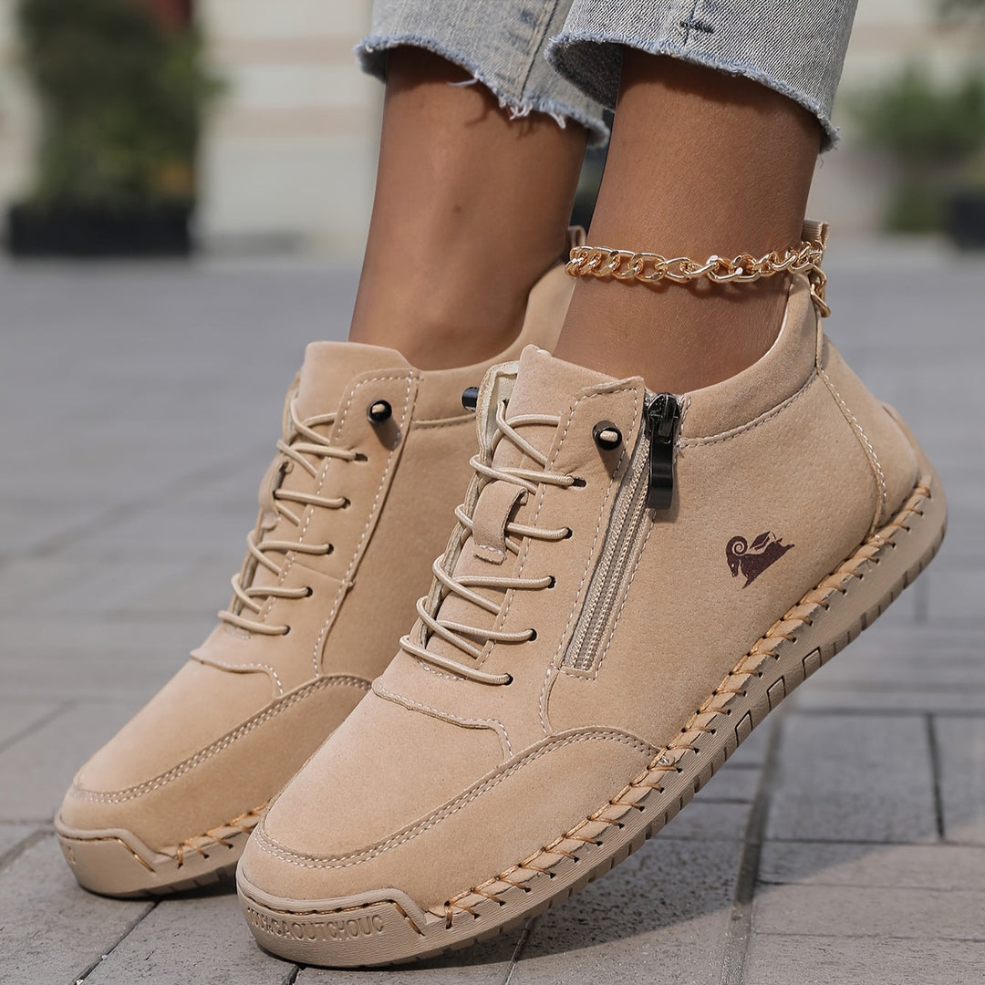 Perla | Cushioned and Stylish Sneakers