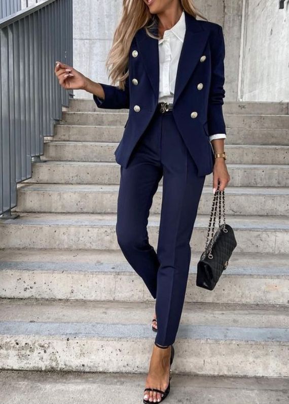 Rita | Chic Outfit